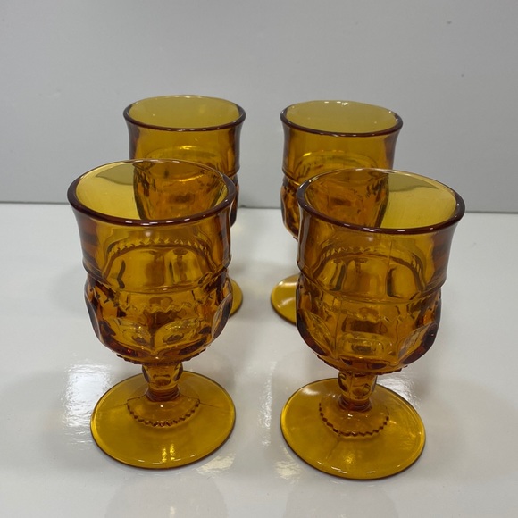 Amber Indiana Glass Kings Crown glassware x 4 - Picture 2 of 8